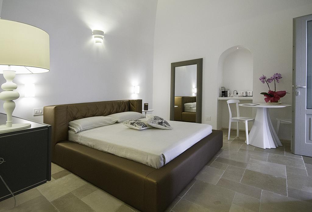 Santa Marina Bed&Breakfast Massafra Quarto foto