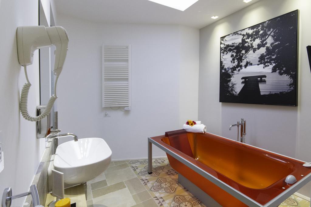 Santa Marina Bed&Breakfast Massafra Quarto foto